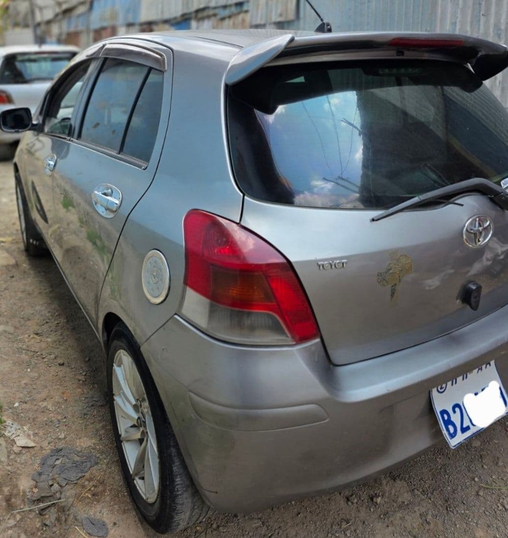 Toyota Yaris , photo 5 of 5