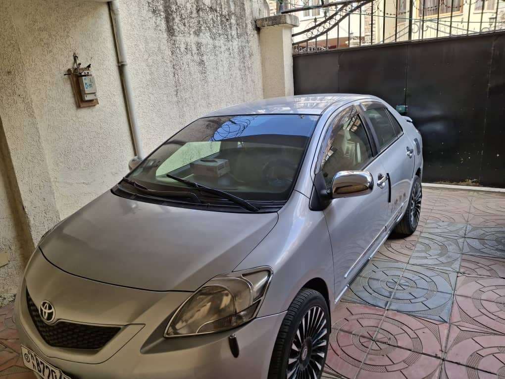 Toyota Belta 2011, photo 5 of 5