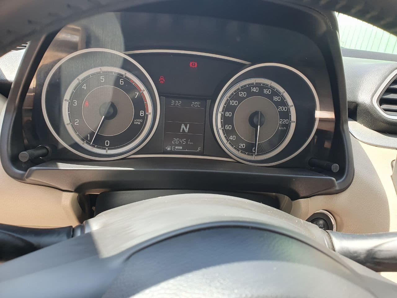 Suzuki Dzire (Option ), photo 4 of 6