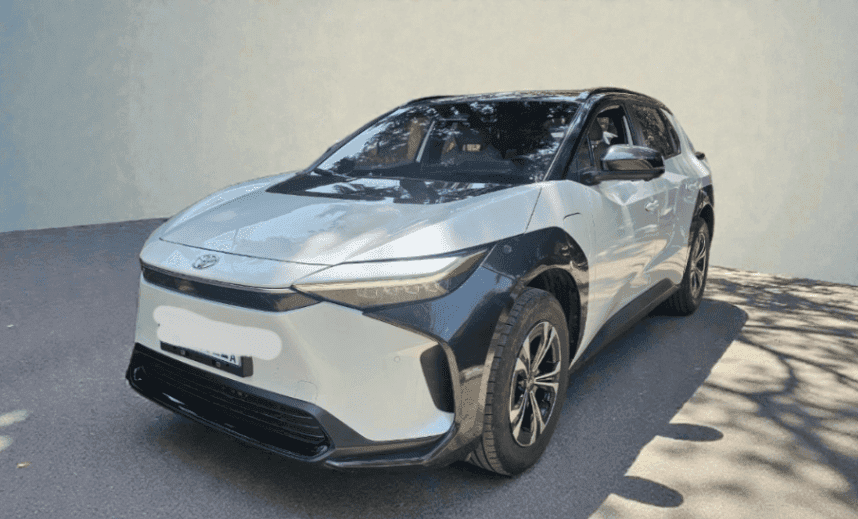 Toyota Bz4x (4WD) EV, photo 6 of 6