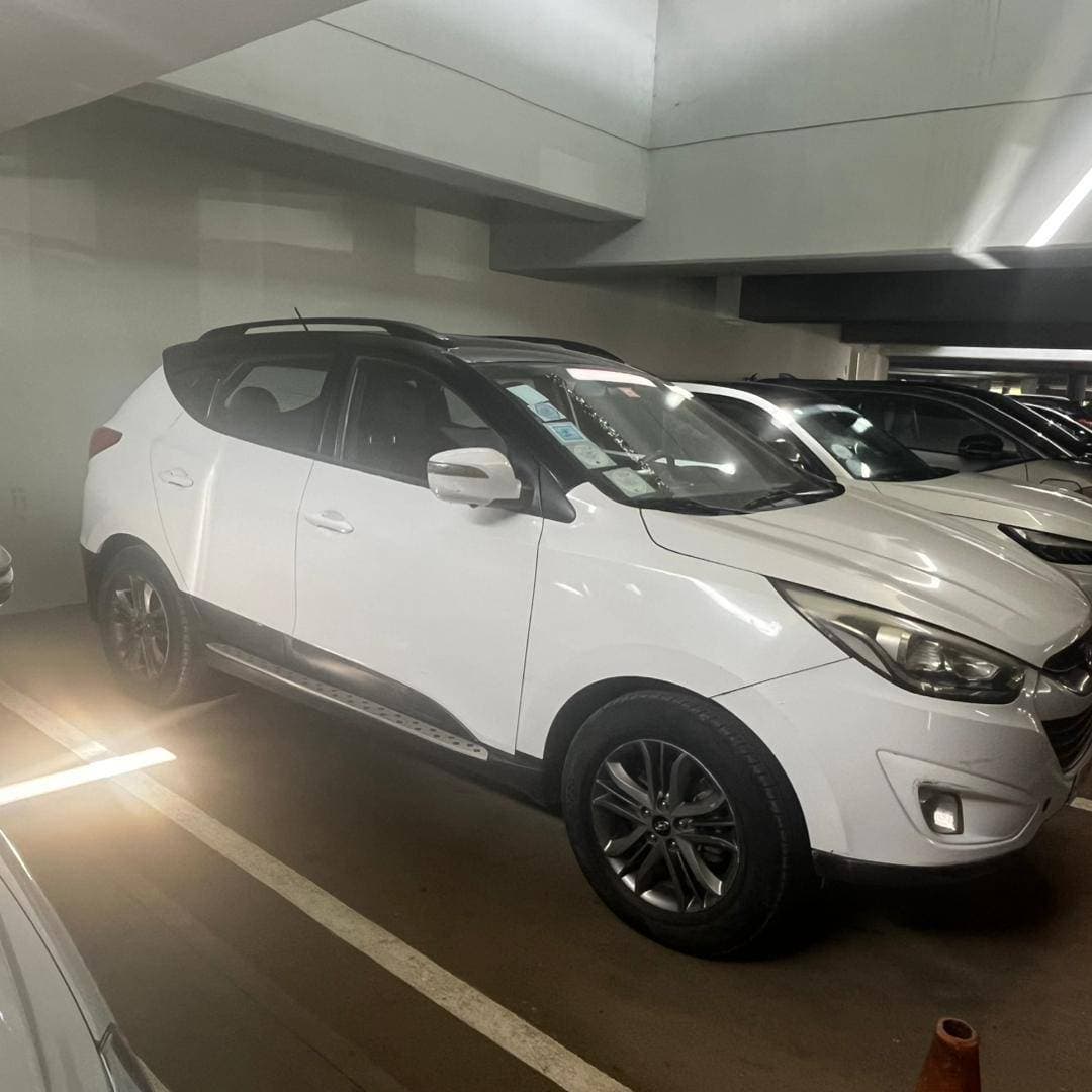 Hyundai Tucson  , photo 1 of 6