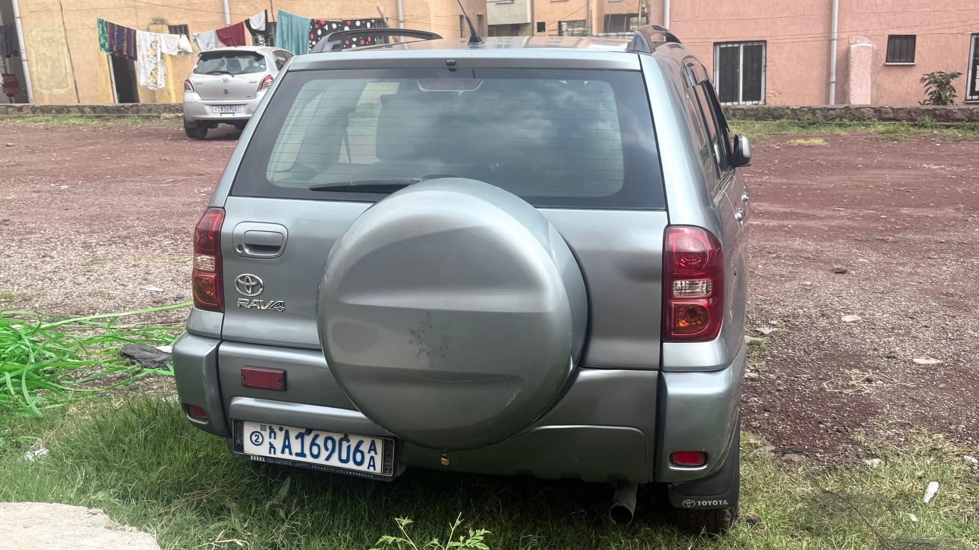 Toyota Rav4, photo 3 of 4