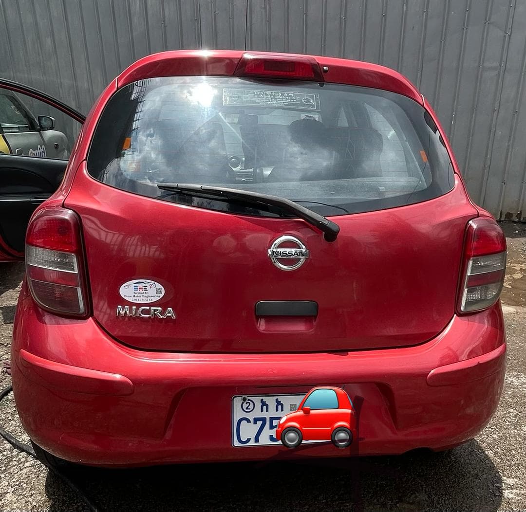 Nissan micra 2014, photo 5 of 6