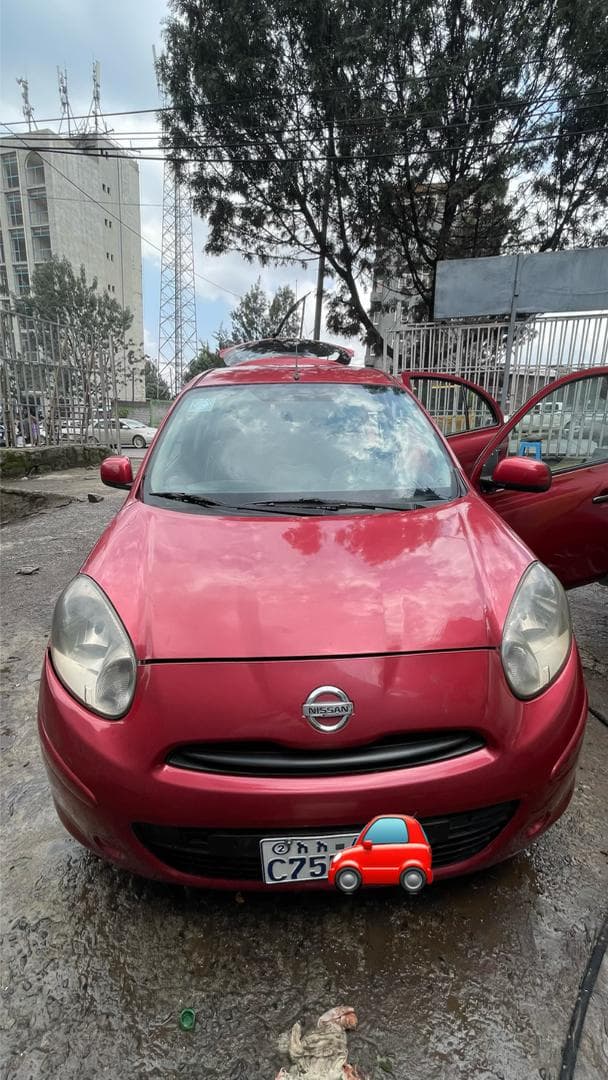 Nissan micra 2014, photo 3 of 6