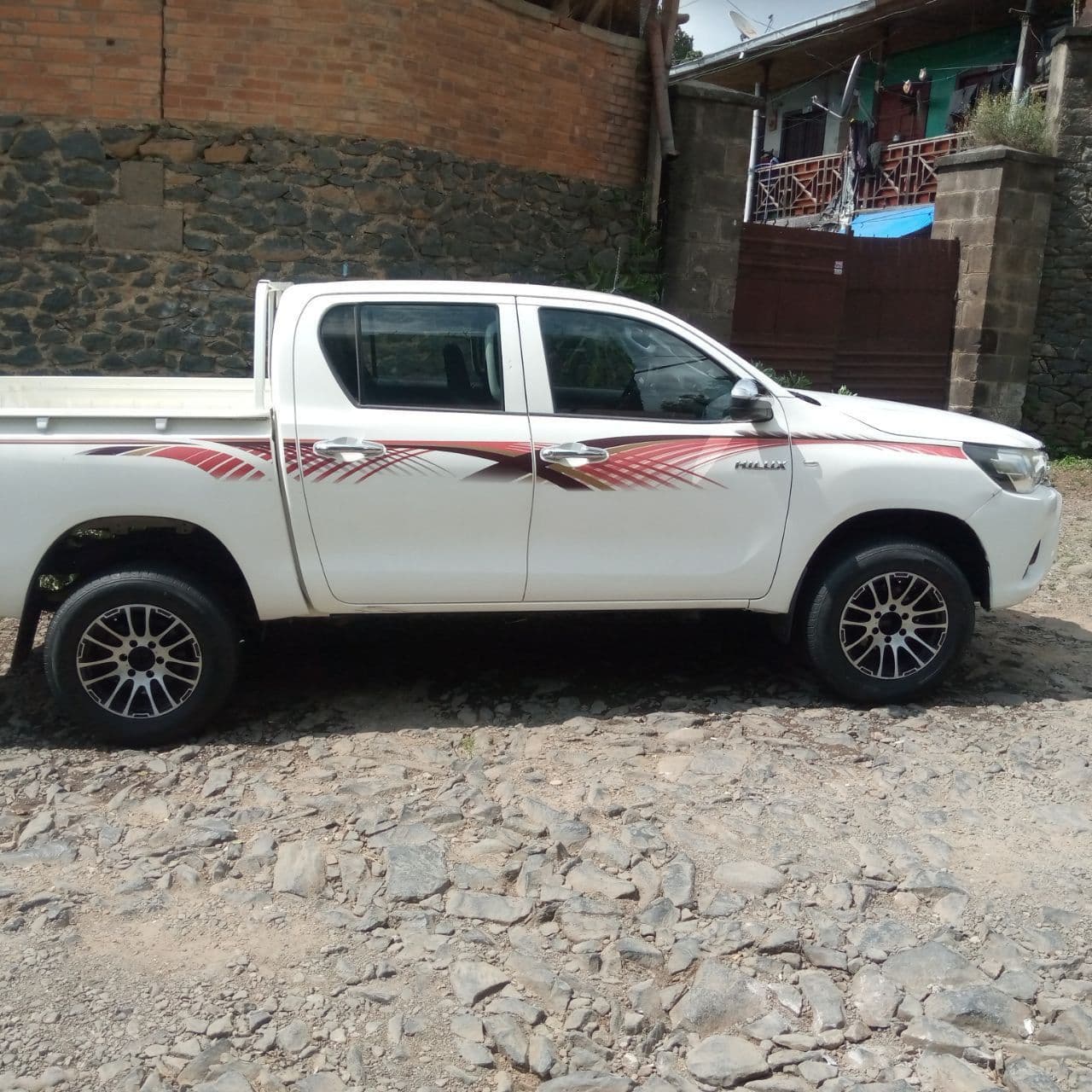 Toyota doublecabin 2016, photo 1 of 3