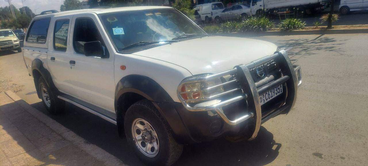Nissan Double Cab 2008, photo 3 of 3