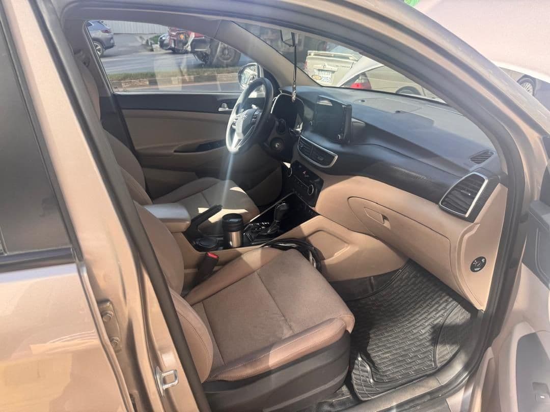 Hyundai Tucson(Dubai), photo 2 of 6