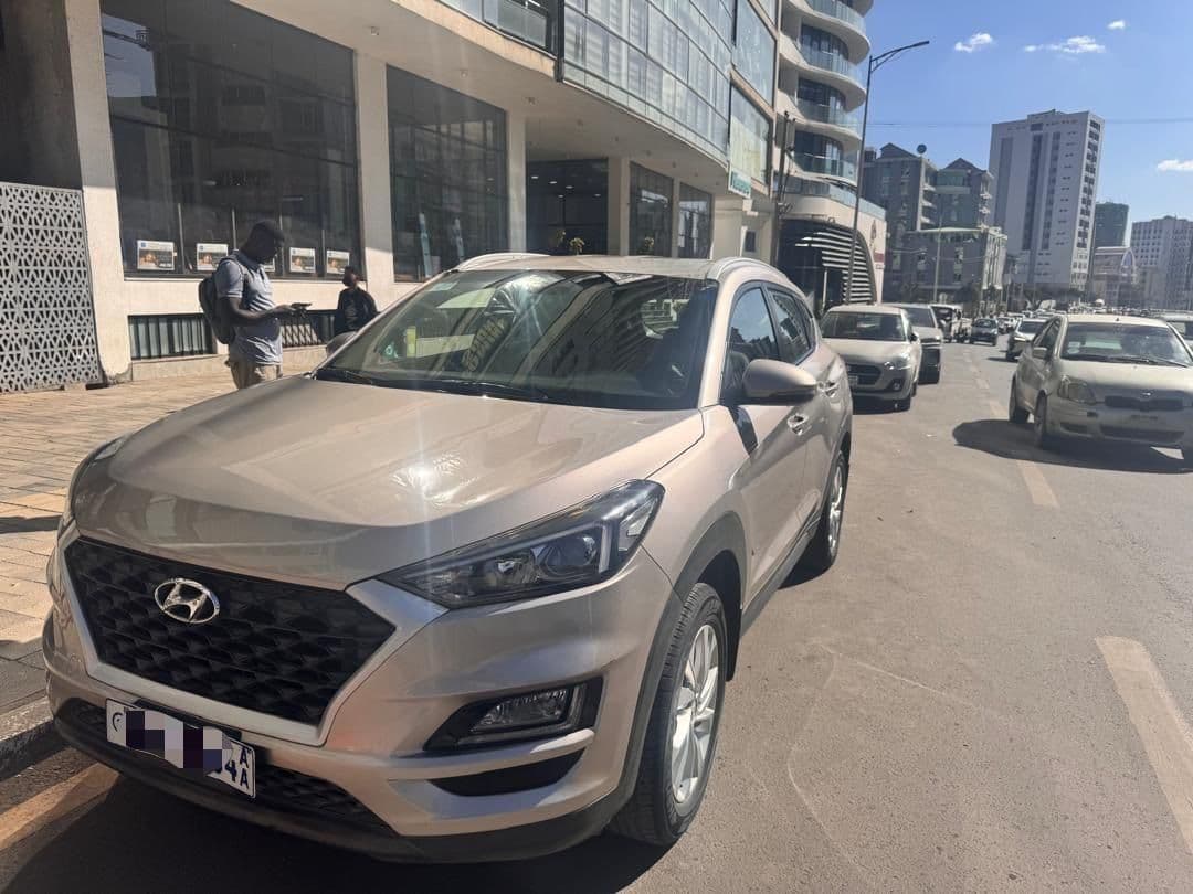 Hyundai Tucson(Dubai), photo 4 of 6