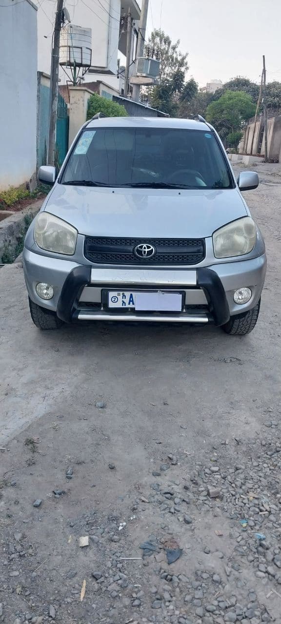 Toyota Rav 4 2005, photo 2 of 4