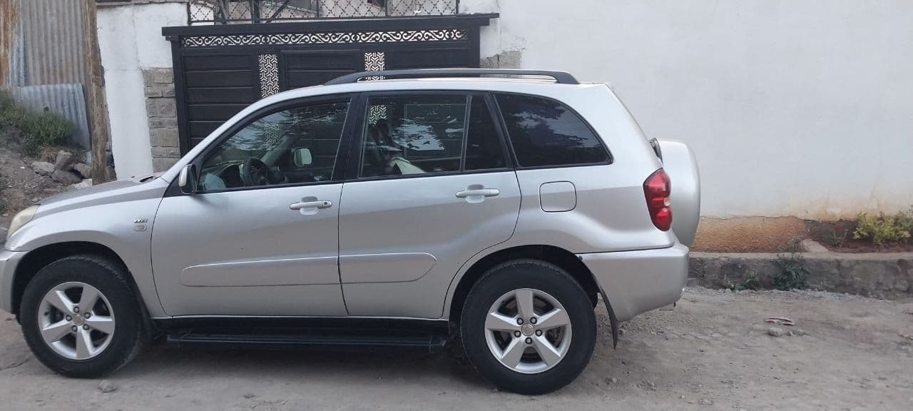 Toyota Rav 4 2005, photo 3 of 4