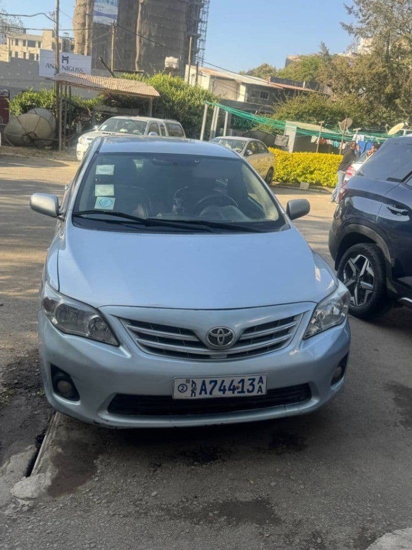 Toyota corolla 2012, photo 1 of 4