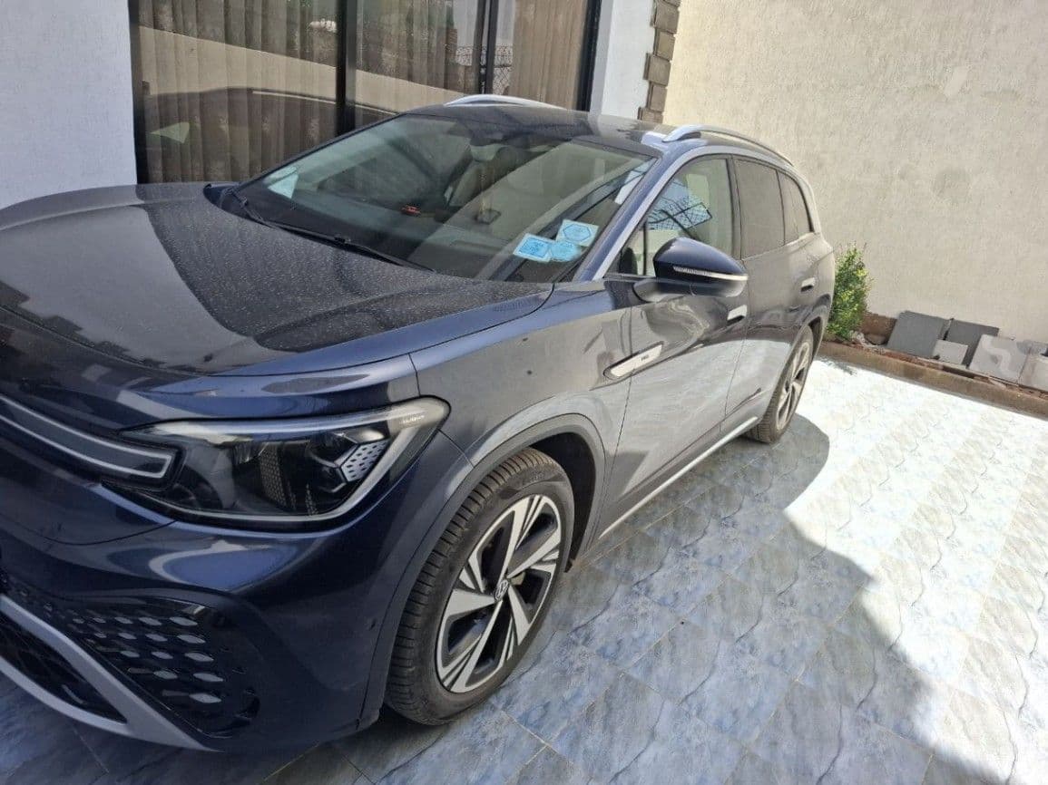 VOLKSWAGEN Id6  -2022, photo 2 of 3