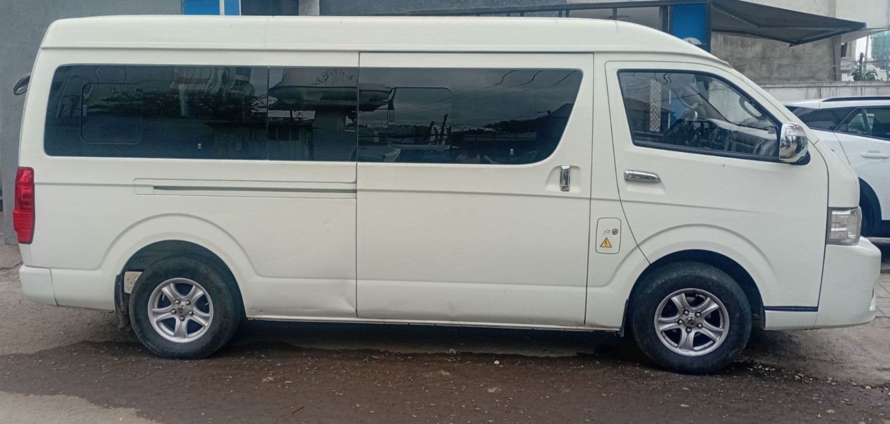 VELOCITY FULL ELECTRIC MINIBUS 2024, photo 3 of 3