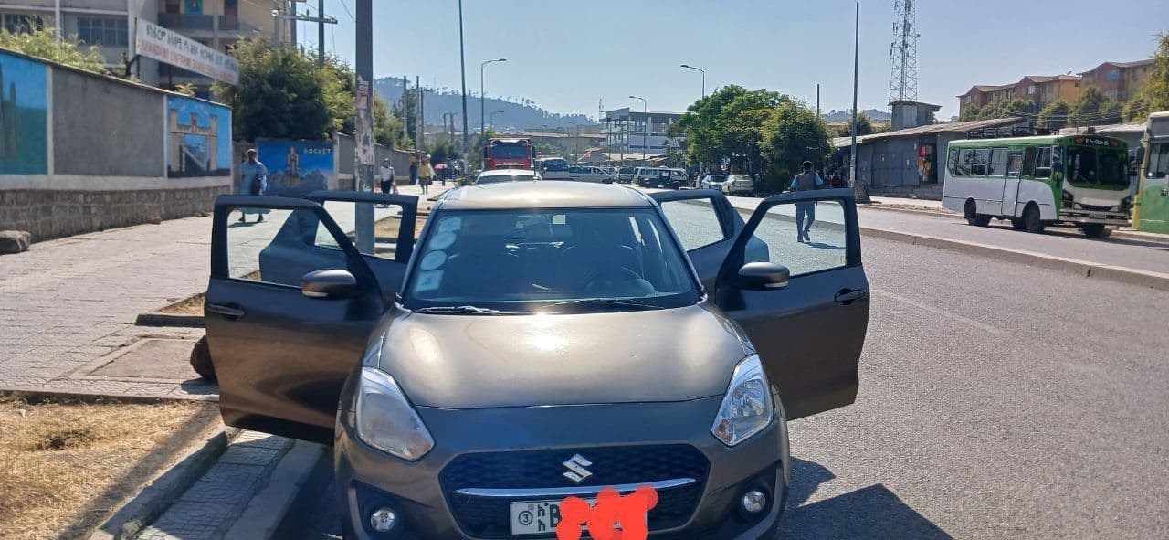Suzuki Swift , photo 3 of 4