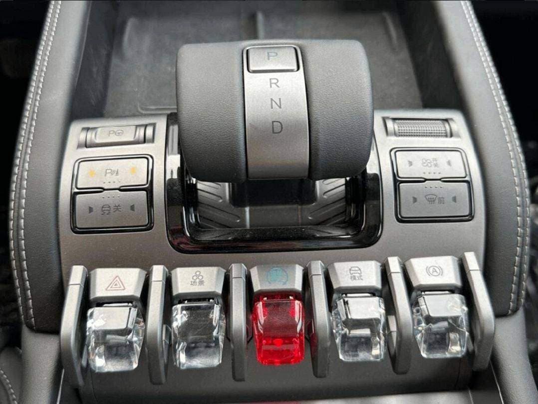 BYD LEOPARD 3 4WHEEL DRIVE, photo 5 of 6