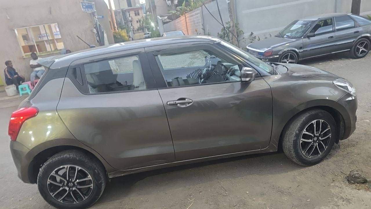 Suzuki swift , photo 3 of 4