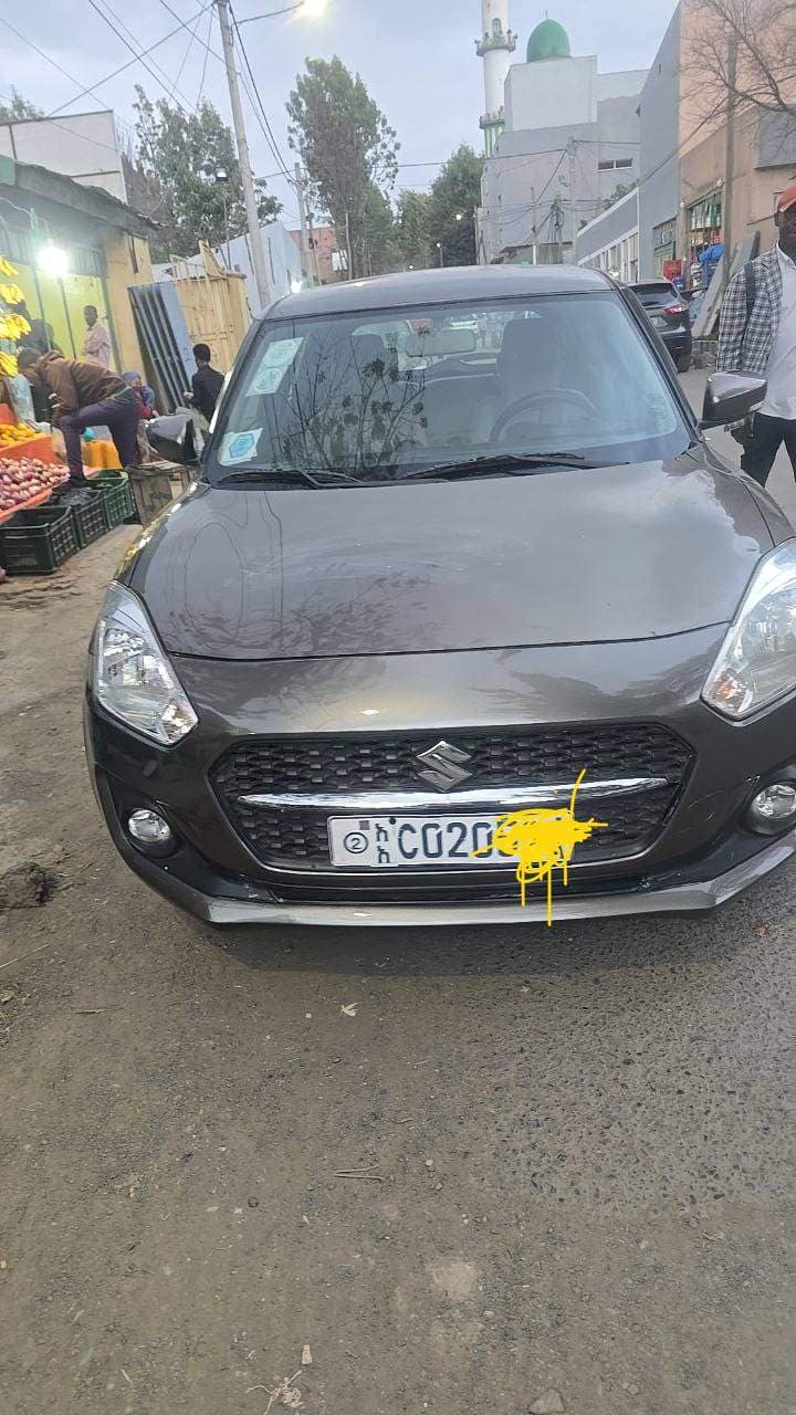 Suzuki swift , photo 2 of 4