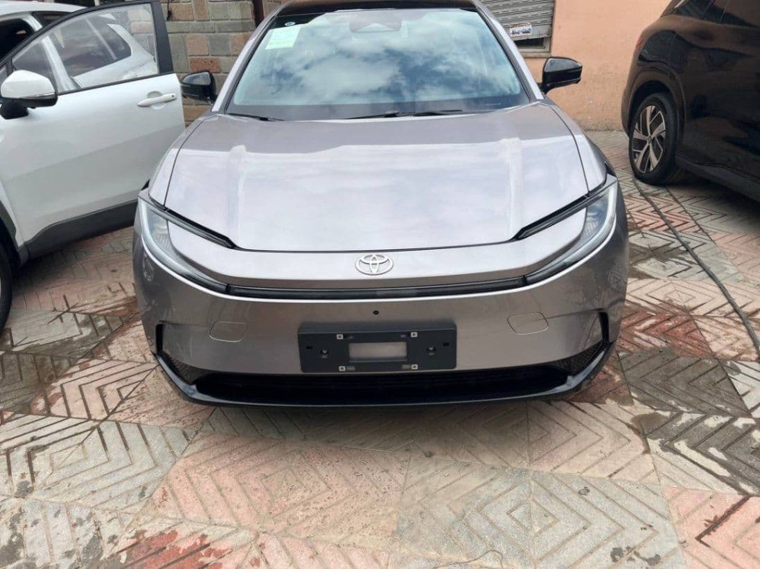 Toyota BZ5, photo 1 of 3