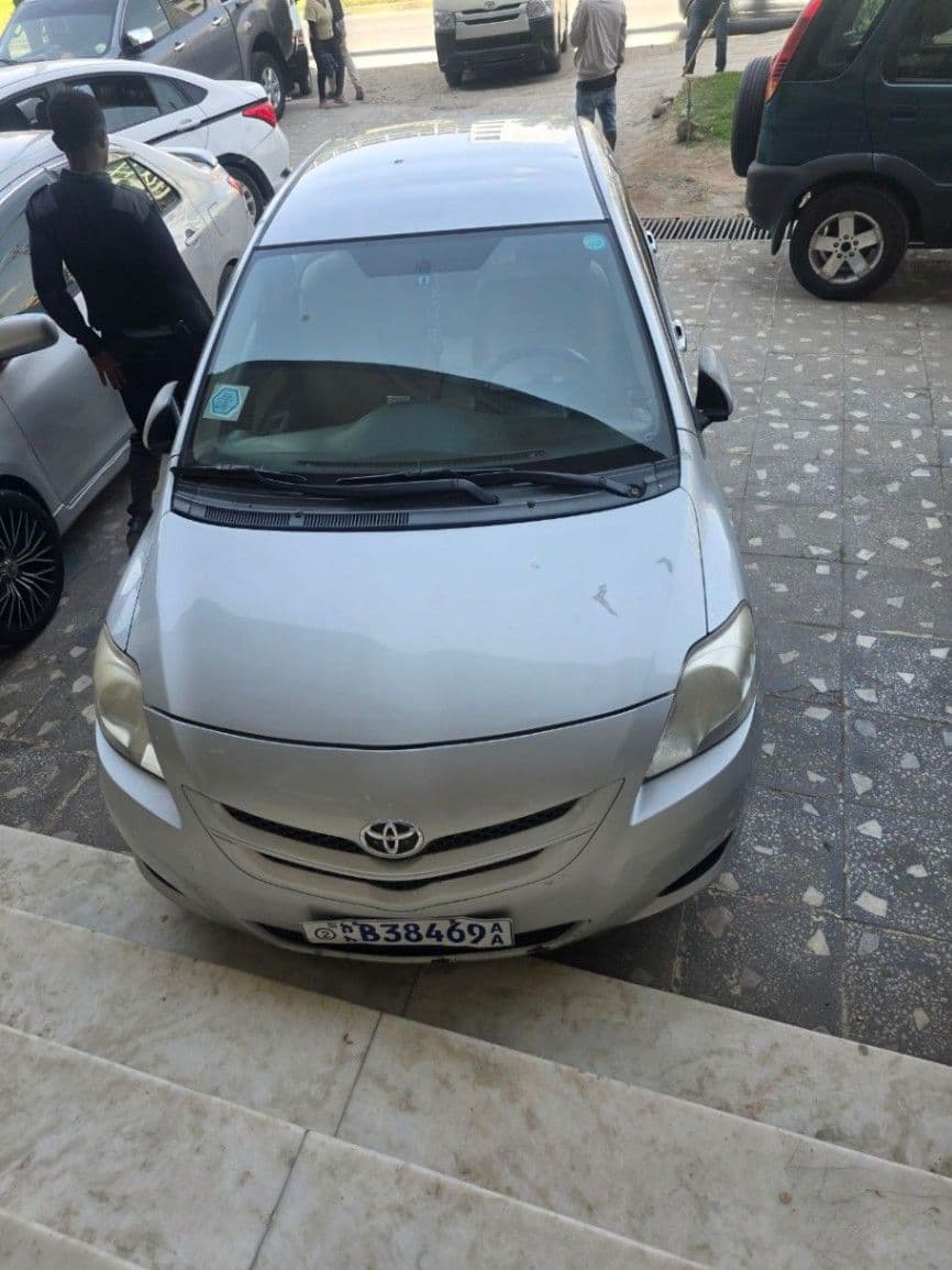 Toyota Yaris belta 2008, photo 3 of 5