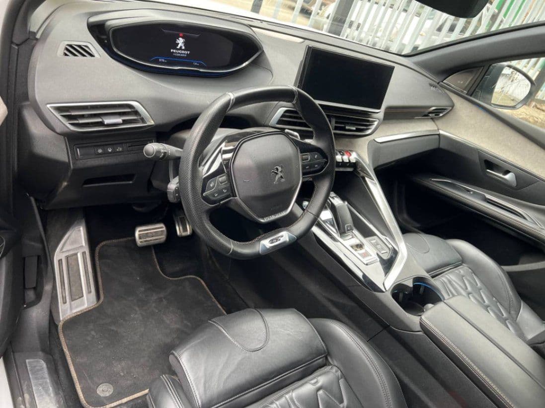 Peugeot 5008 2003, photo 3 of 6
