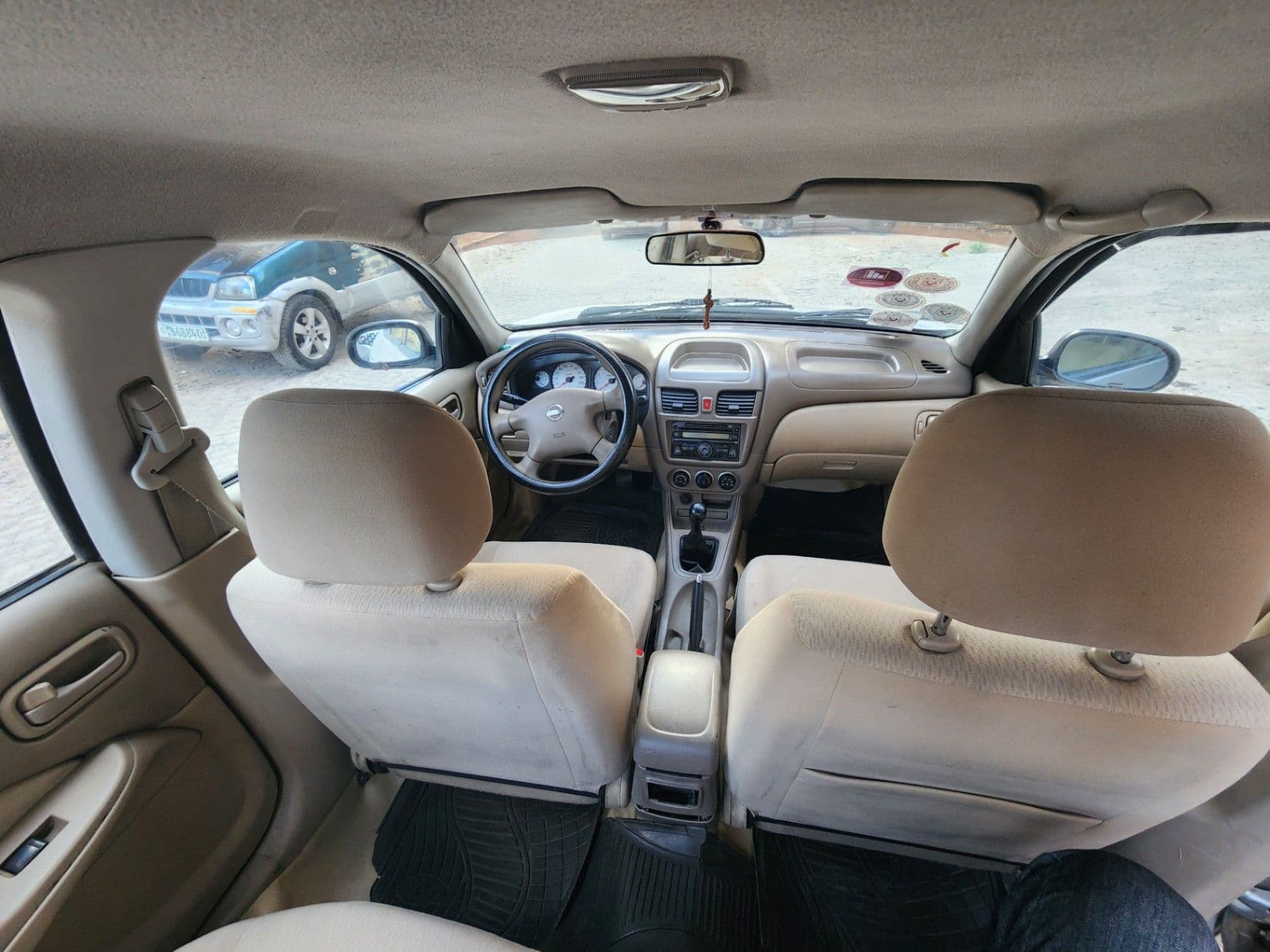 Nissan sunny 2011 manual, photo 6 of 6