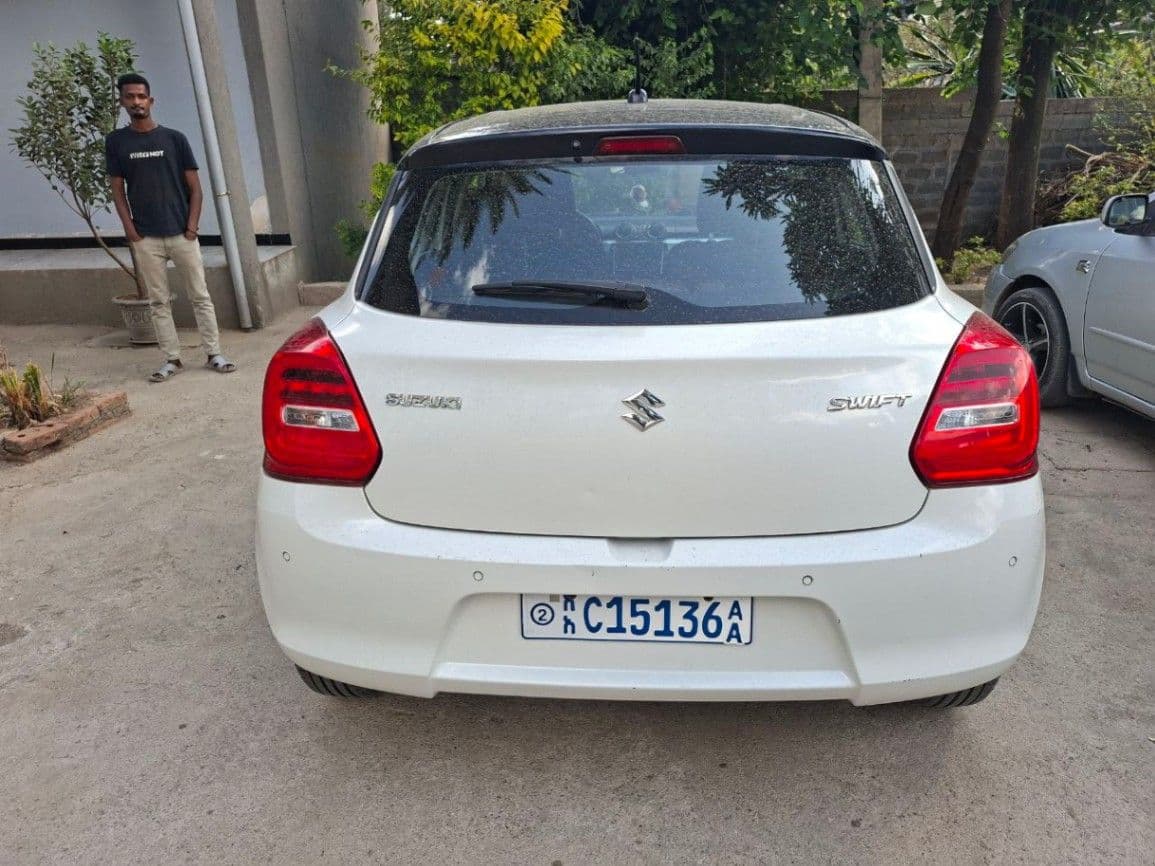 Suzuki swift 2022, photo 3 of 3