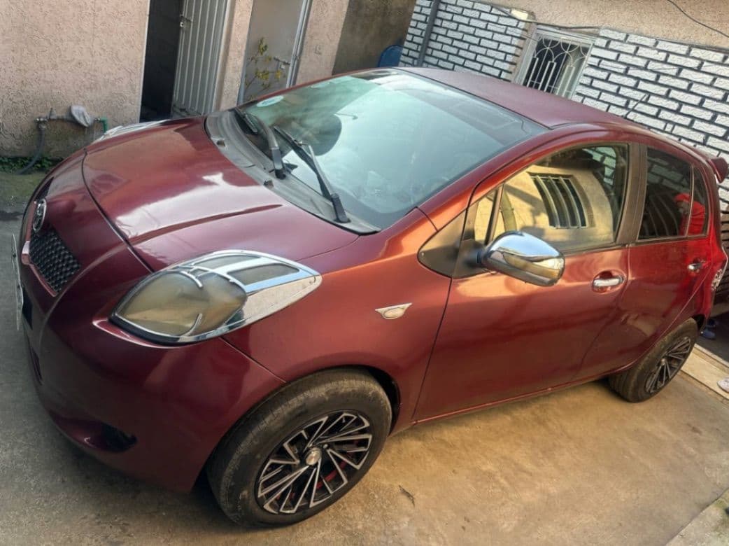 Toyota, photo 4 of 5