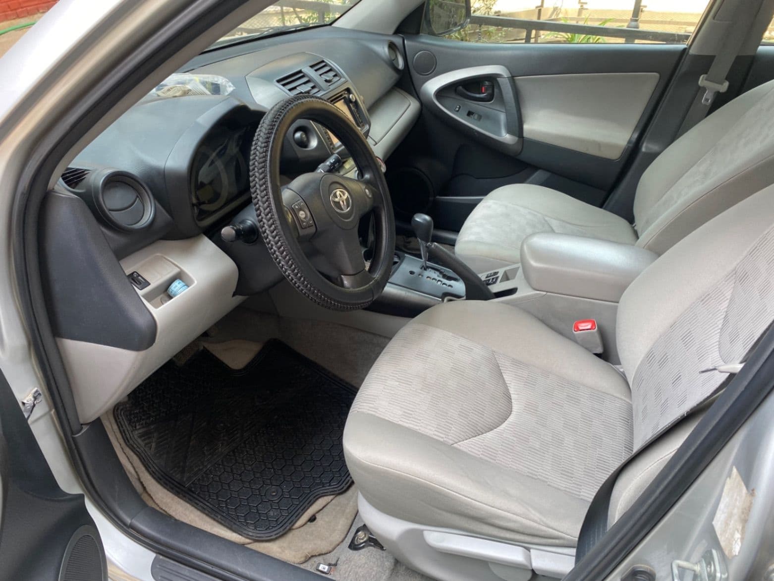 Toyota RAV 4 2012 , photo 3 of 5