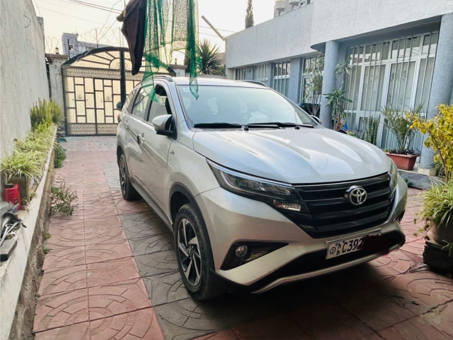 Toyota Rush s 2022
