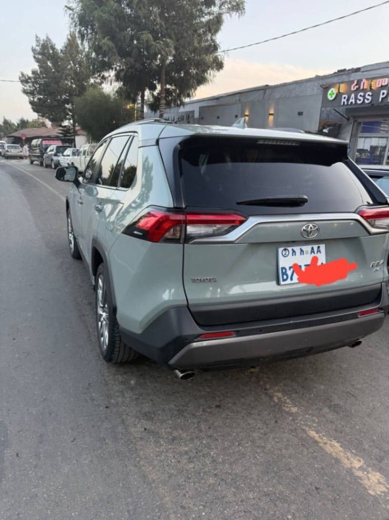 Toyota 2019, photo 1 of 2