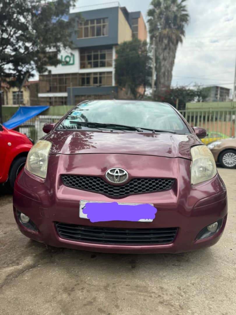 Toyota yaris 2008, photo 1 of 4