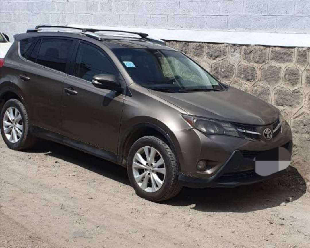 Automatic Rav4,2014,excellent condition,2.4cc., photo 4 of 4