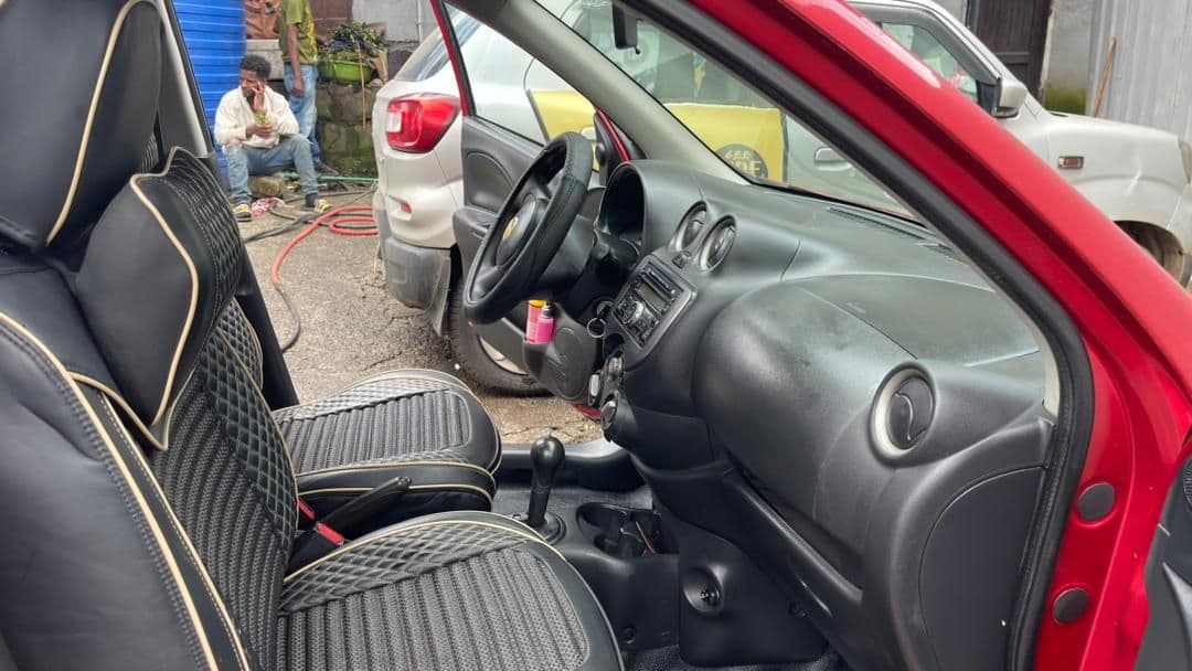 Nissan micra 2014, photo 6 of 6