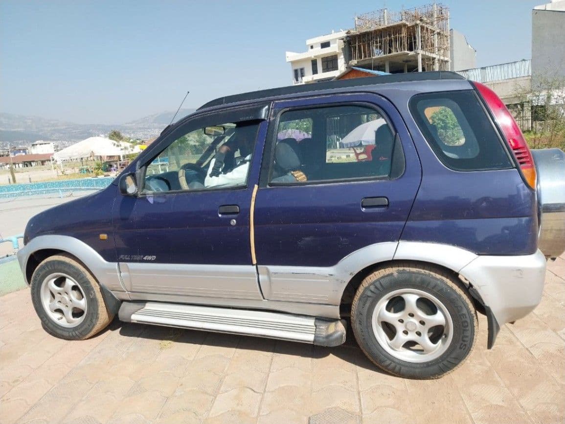 Daihatsu terios 1997, photo 1 of 3