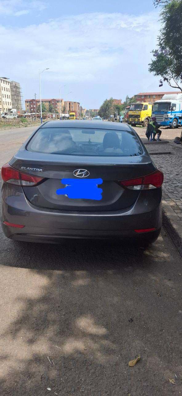 Hyundai Elantera , photo 3 of 3