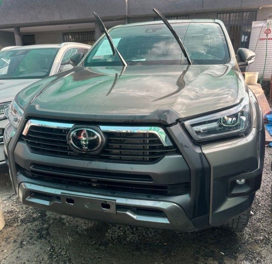 TOYOTA DOUBLECAP MILD HYBRID, photo 3 of 3