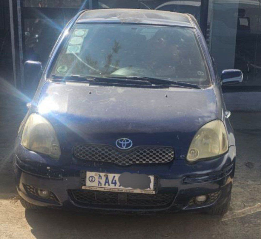 Toyota vitz yaris 2005, photo 1 of 4