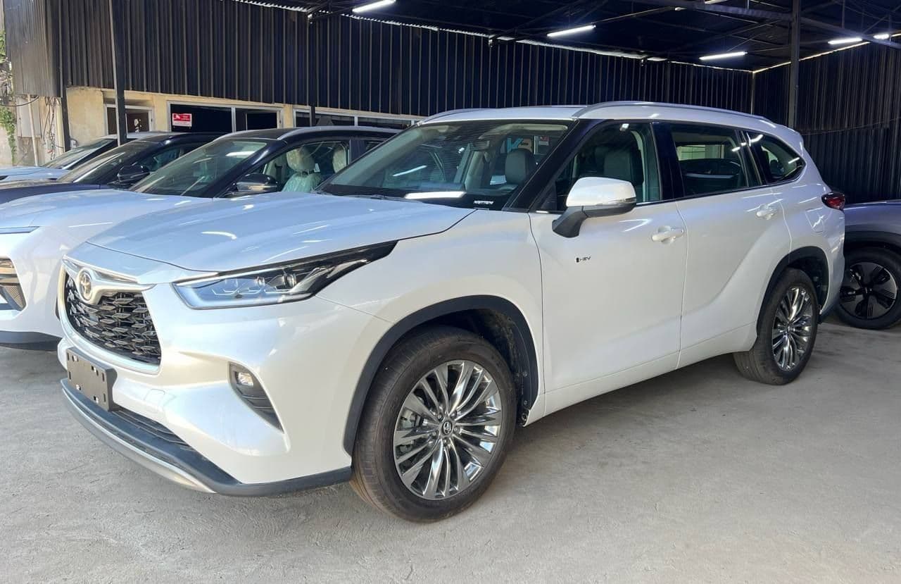 Toyota highlander Hybrid 