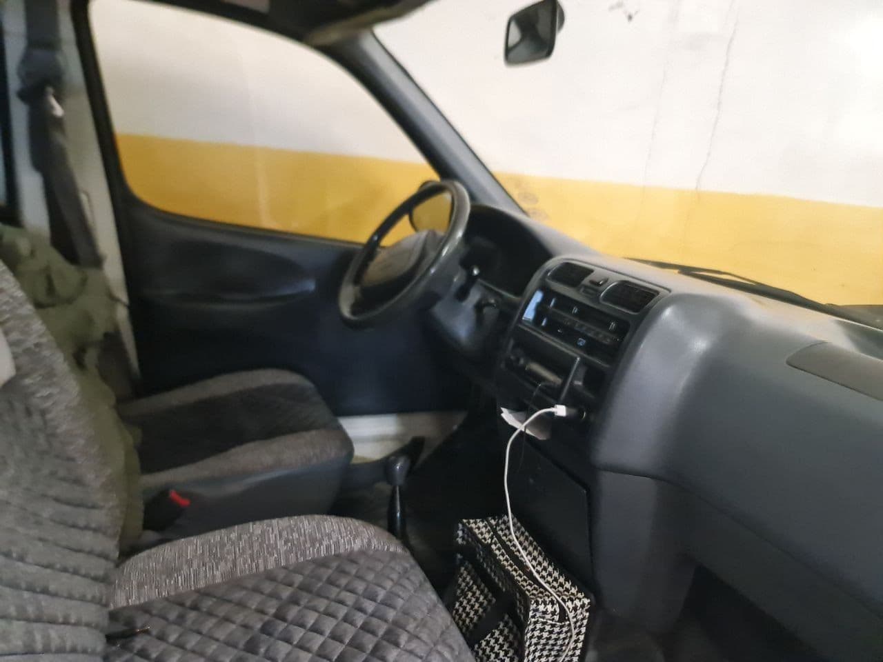 Toyota dolphin 2lt , photo 3 of 6