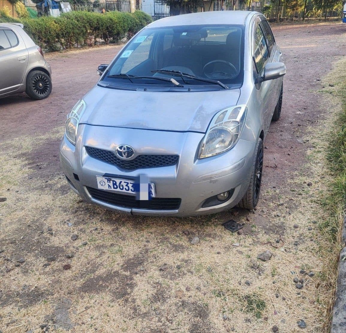 Toyota Yaris compact 2010, photo 1 of 5