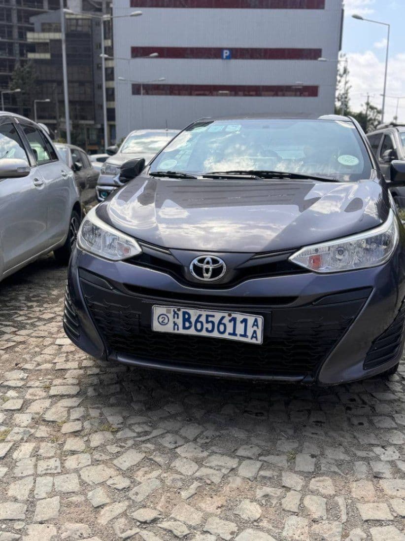 Toyota yaris 2020, photo 6 of 6