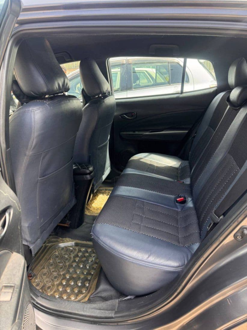 Toyota yaris 2020, photo 3 of 6