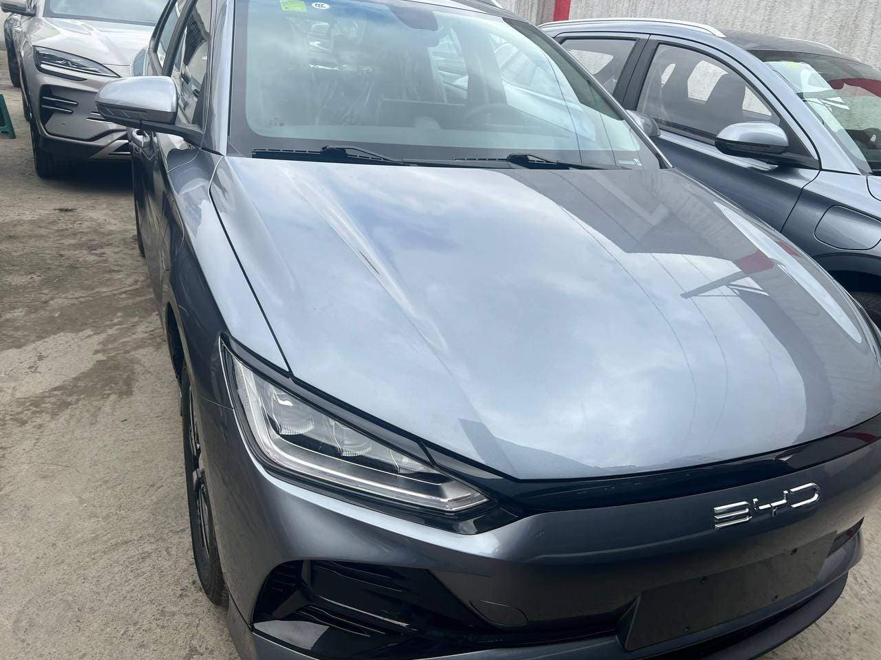 BYD E2, photo 1 of 5