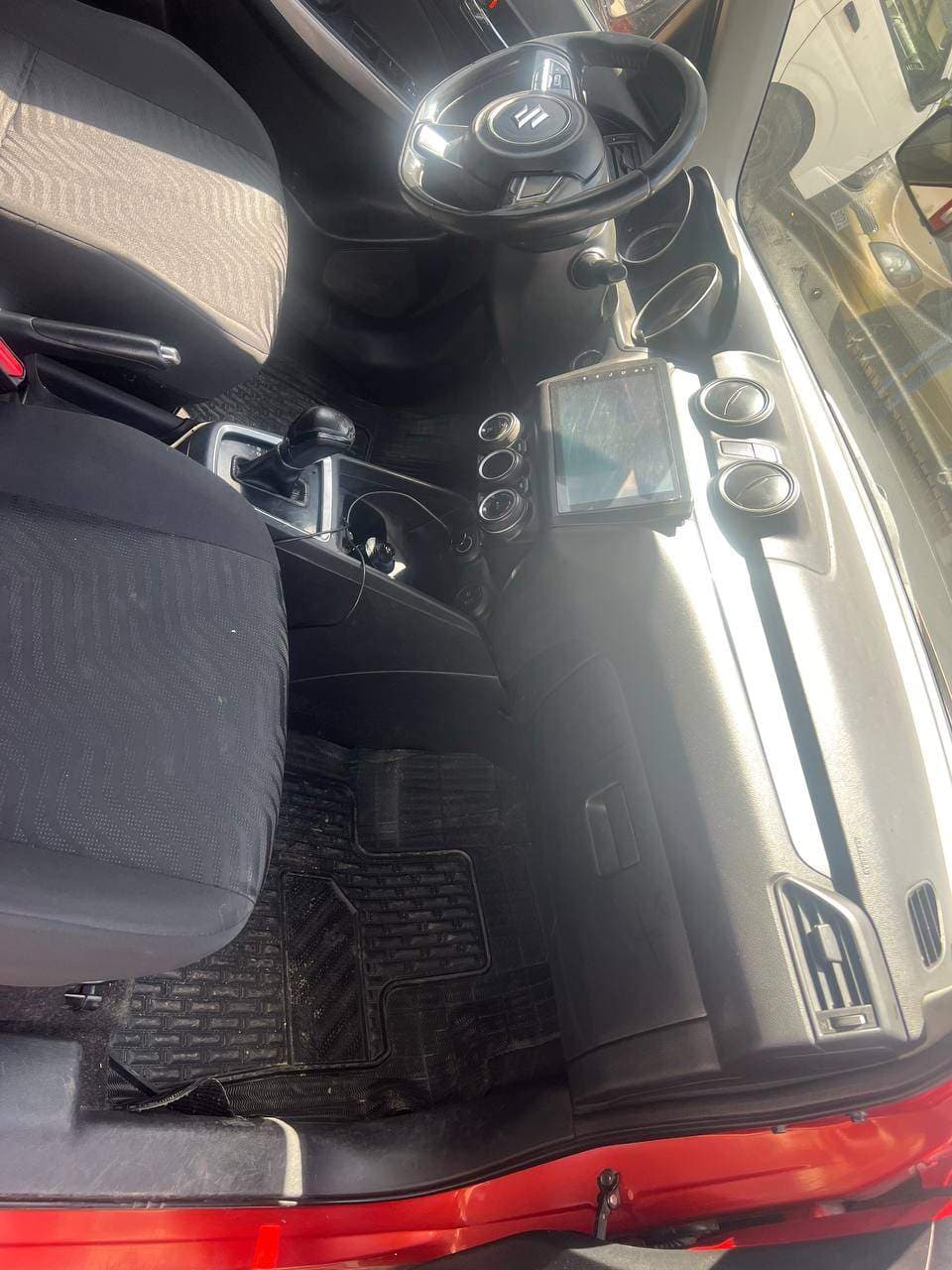 Suzuki swift , photo 3 of 4