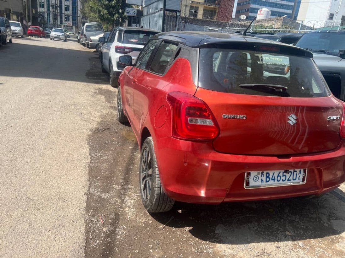 Suzuki swift , photo 4 of 4