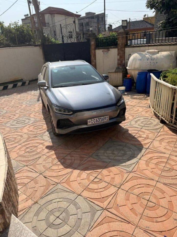 Byd E2, photo 1 of 4