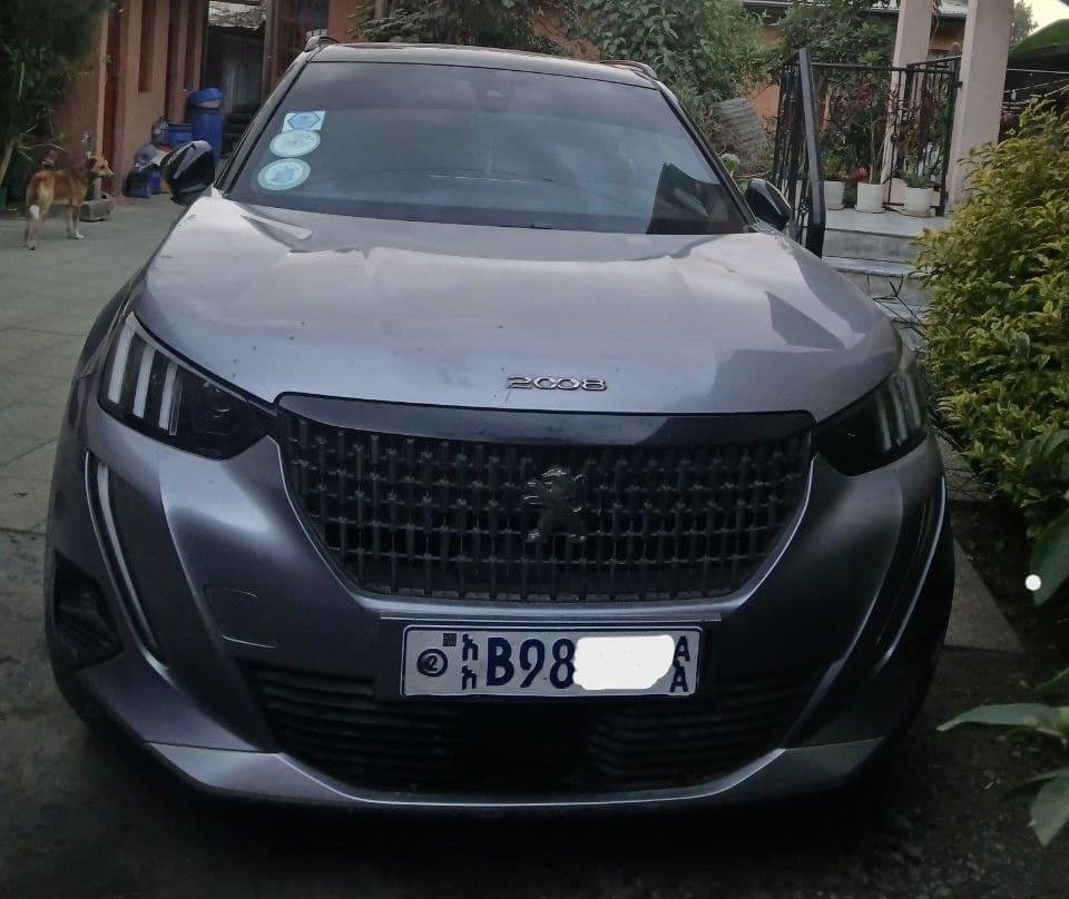Peugeot 2008 Turbo, photo 3 of 6