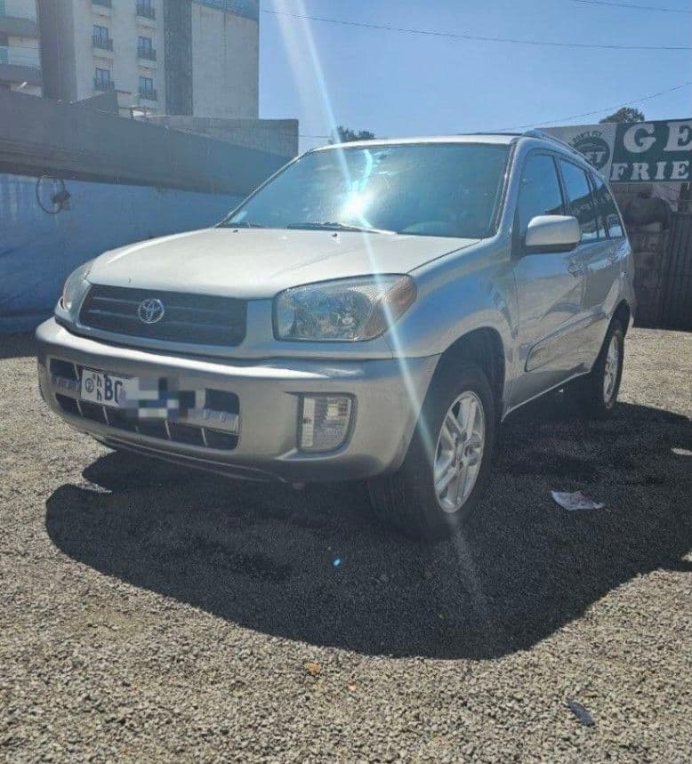 Toyota Rav4, photo 6 of 6