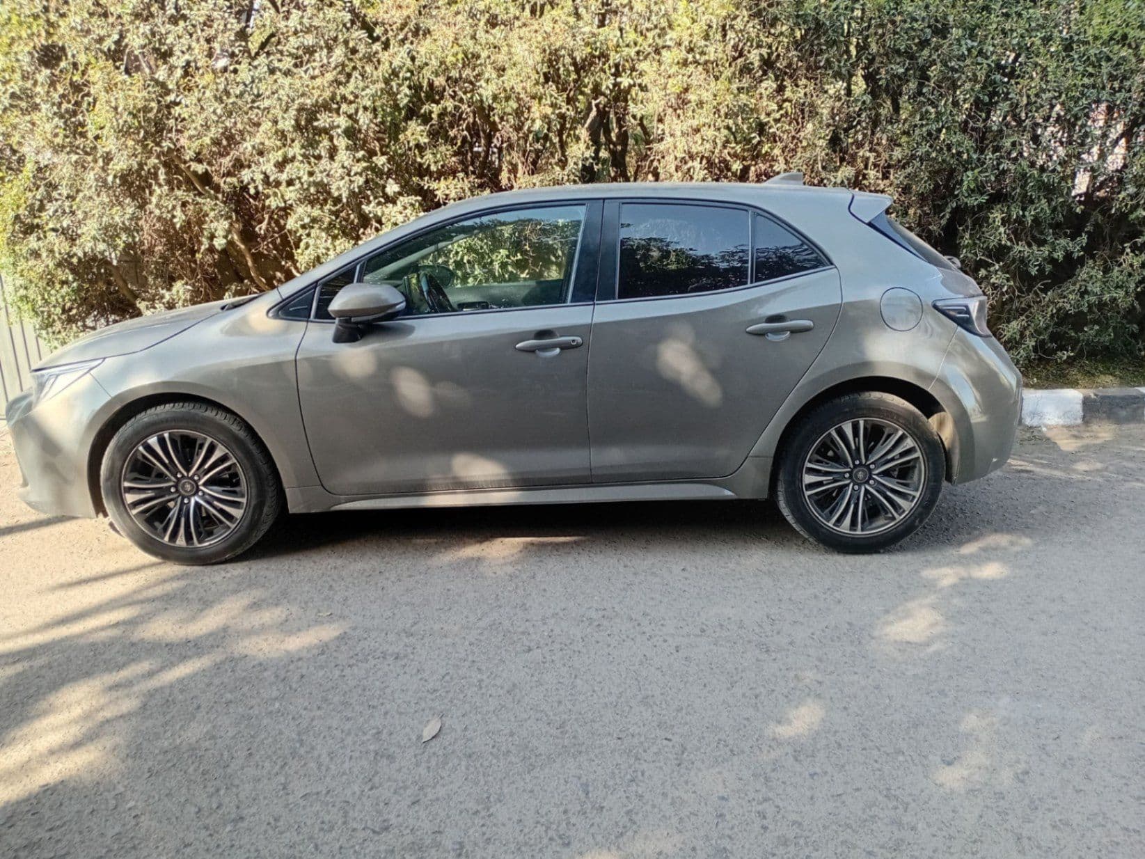 TOYOTA COROLLA 2020 HATCHBACK , photo 2 of 4