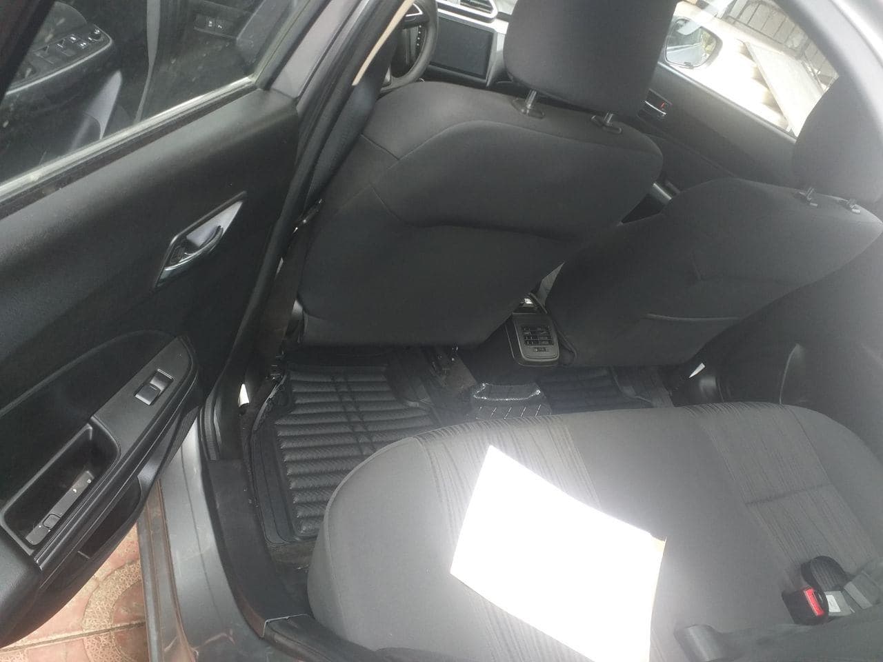 Suzuki Dzire, photo 3 of 4